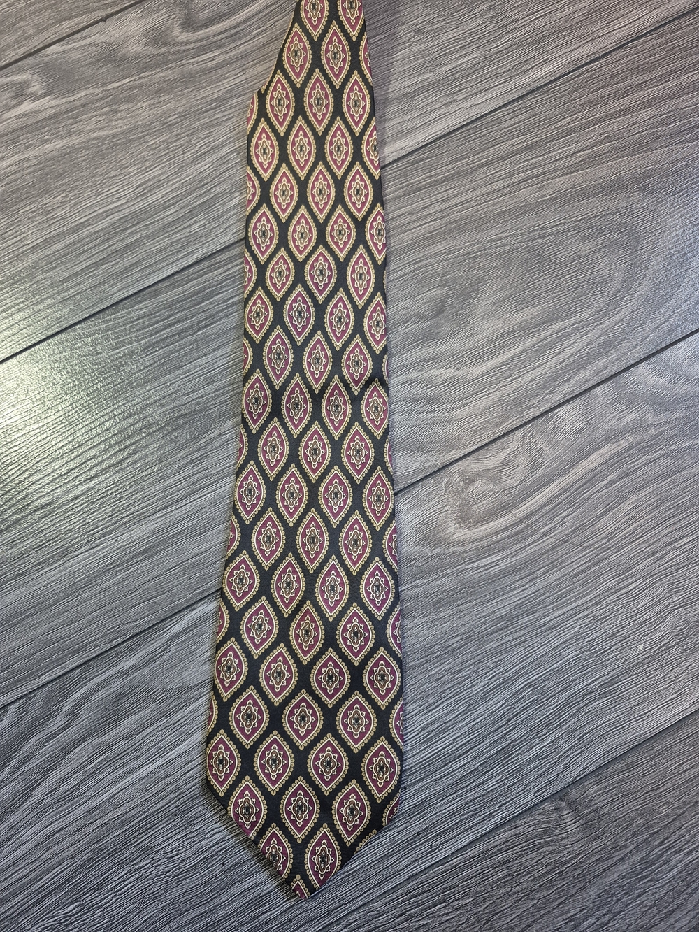 Hamley Scott 100% Italian Silk Geometric Diamond Necktie